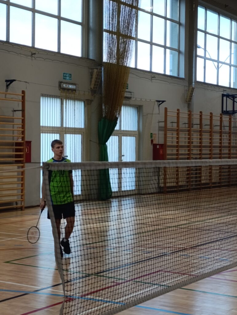 30 października na sali sportowej w Kalwarii Zebrzydowskiej odbyła się Licealiada Powiatu Wadowickiego w badmintonie. Zawody rozegrano systemem „każdy z każdym”, co dostarczyło wielu emocji i ciekawych pojedynków.