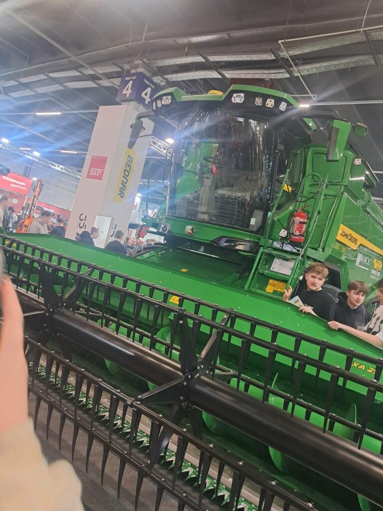 Wycieczka na Targi AGROTECH w Kielcach